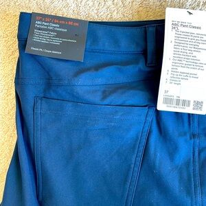 Men’s Lululemon Navy ABC Pant Classic 37x34.